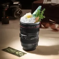 Skleničky, hrnečky a plecháčky