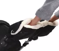 Teplý fleecový rukávník na kočárek