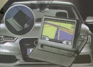 Polohovatelný držák telefonu či navigace