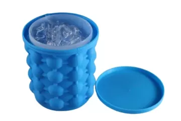 Silikonový výrobník kostek ledu a chladič nápojů - 12 x 13 cm
