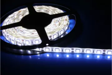Bílý LED pásek - 5 metrů