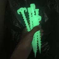 Kotvící kolík - fluorescenční